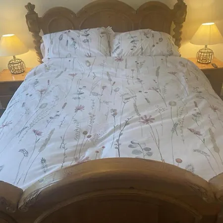 Riverbank River Ehan Double Balcony * Egremont (Cumbria)