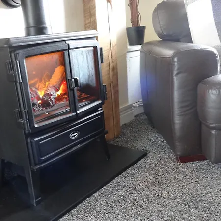 Riverbank River Ehan Double Balcony Сasa de vacaciones