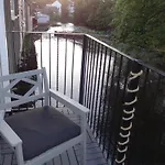 Riverbank River Ehan Double Balcony Casa vacanze *