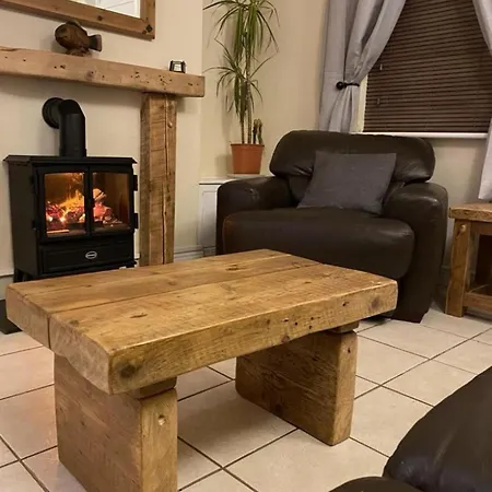 Riverbank River Ehan Double Balcony Holiday home *