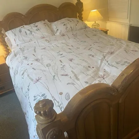 Riverbank River Ehan Double Balcony * Egremont (Cumbria)